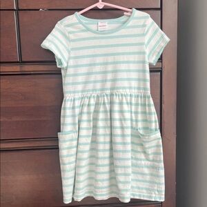 Hanna Andersson Short-Sleeved Playground Dress with Pockets